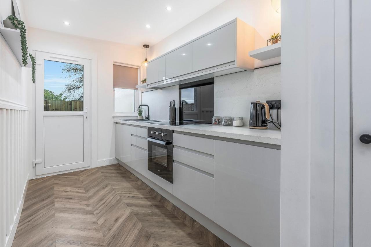 Parkside 2 Bedroom House Near Dunfermline & Edinburgh ภายนอก รูปภาพ