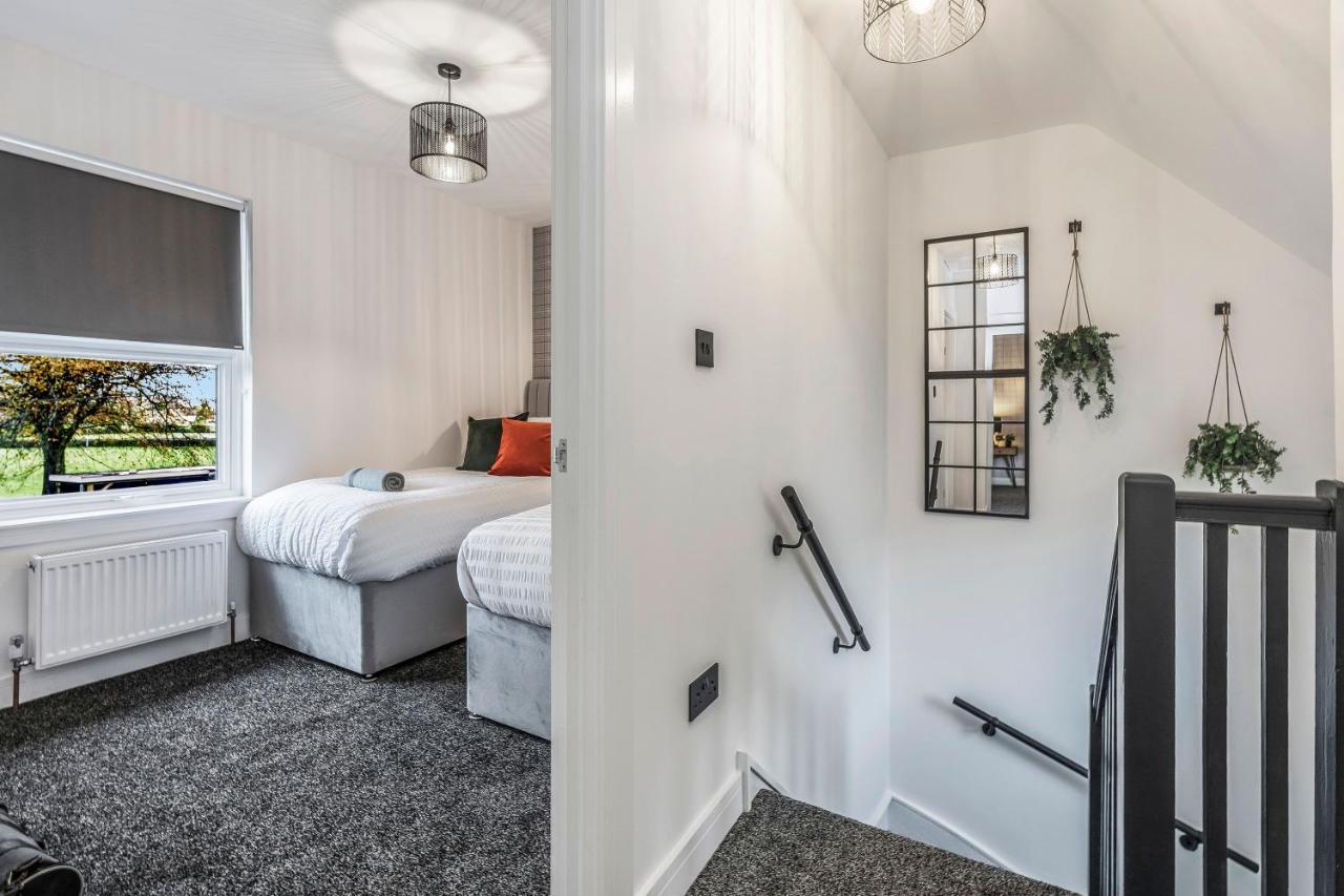 Parkside 2 Bedroom House Near Dunfermline & Edinburgh ภายนอก รูปภาพ