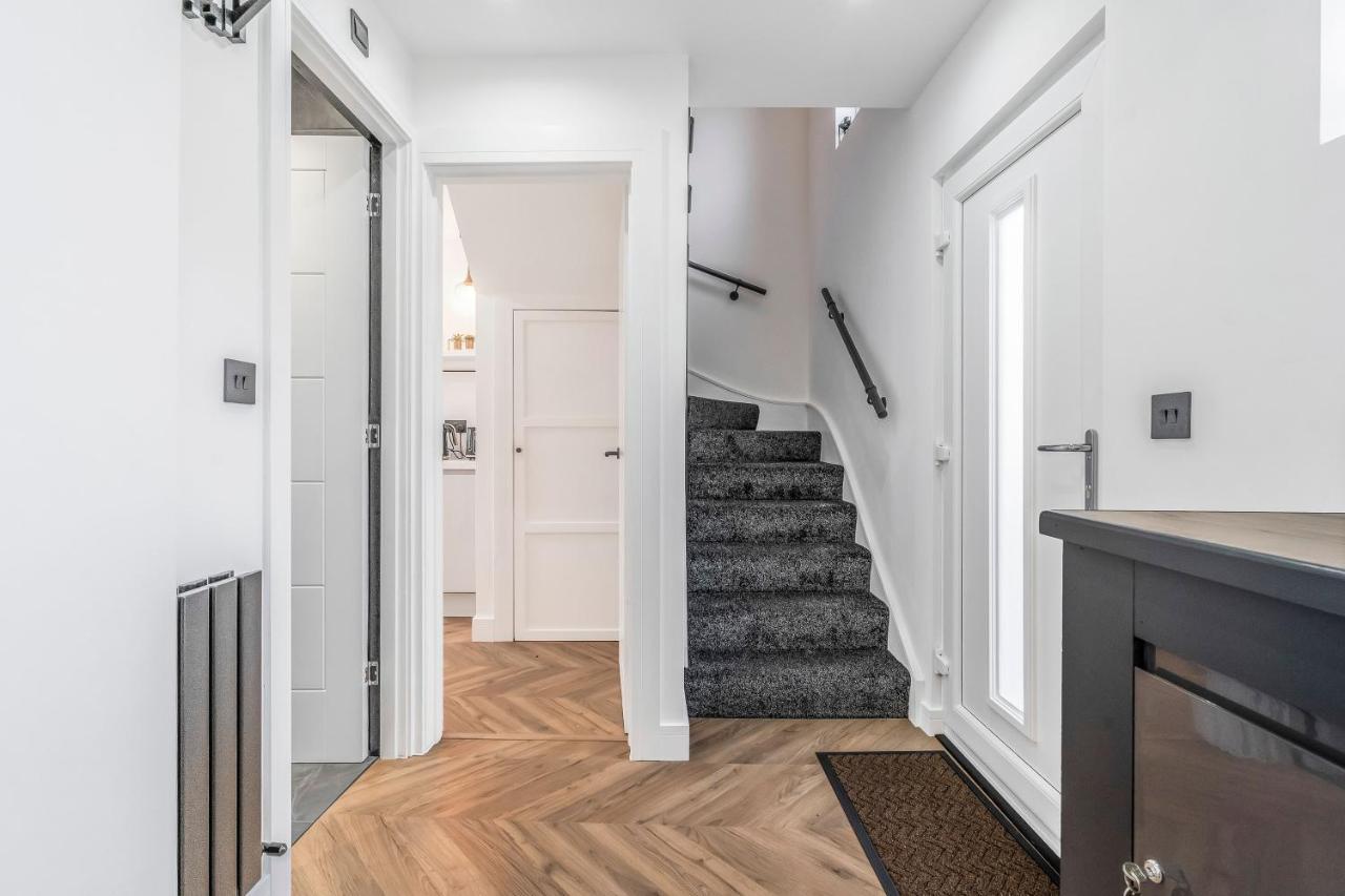 Parkside 2 Bedroom House Near Dunfermline & Edinburgh ภายนอก รูปภาพ